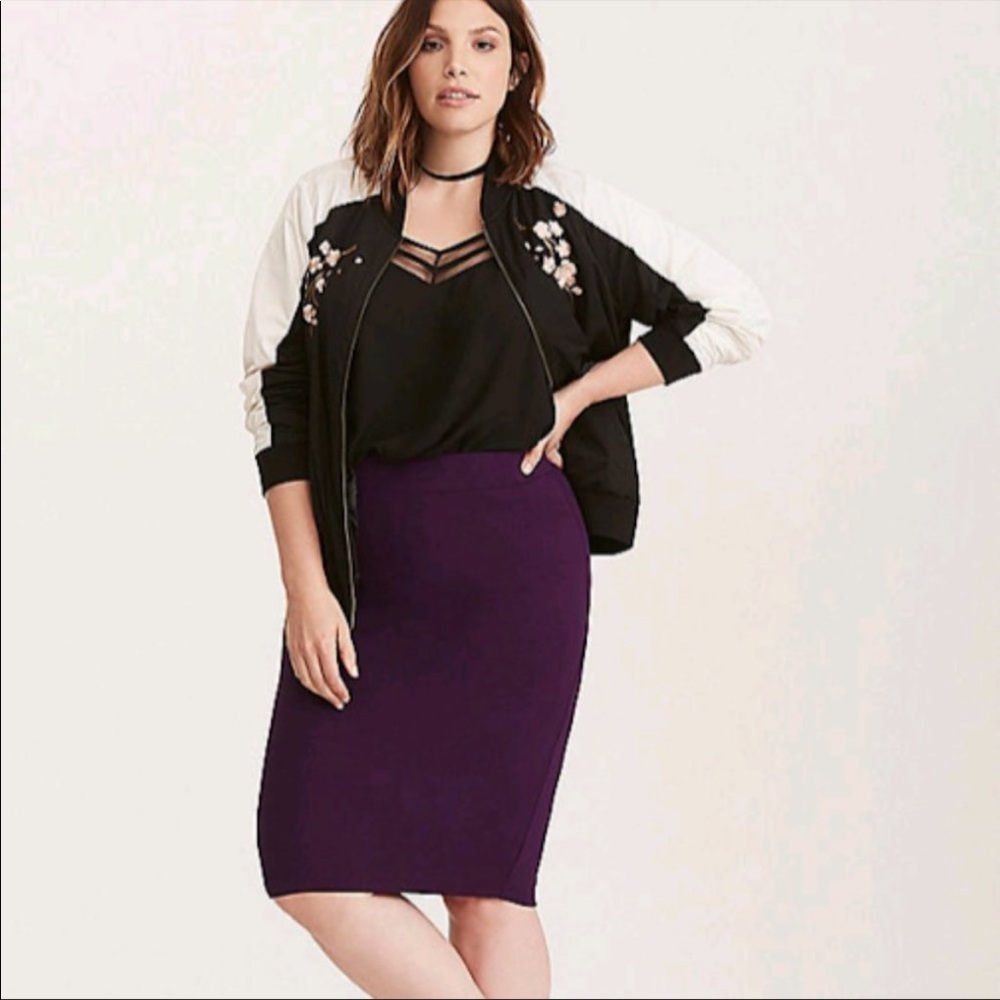 NWT FINAL SALE Torrid Ponte Pencil Skirt